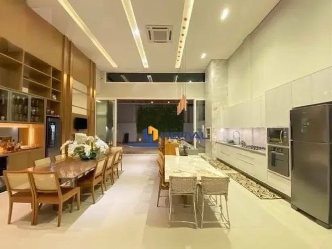 Casa com 4 suítes à venda, 317 m² por R$ 3.400.000