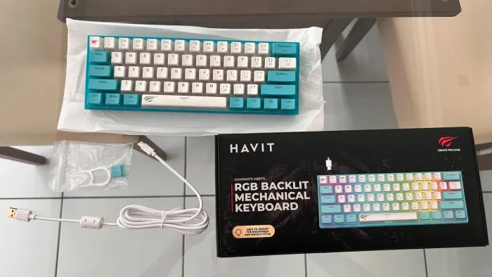 Teclado mecânico RGB Havit KB877L