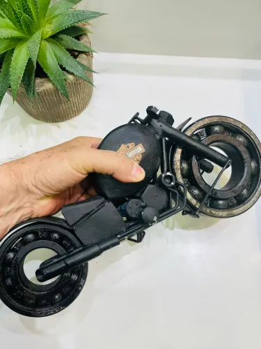 Motocicleta artesanato de ferro 6