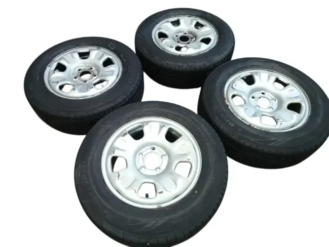 Jogo de roda aro 16 215/65 Renault Duster 2016