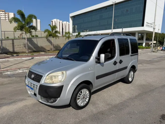 Fiat Doblo Essence 1.8 Flex 16V 5P 2013