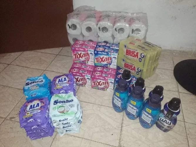 Kit produtos de limpeza