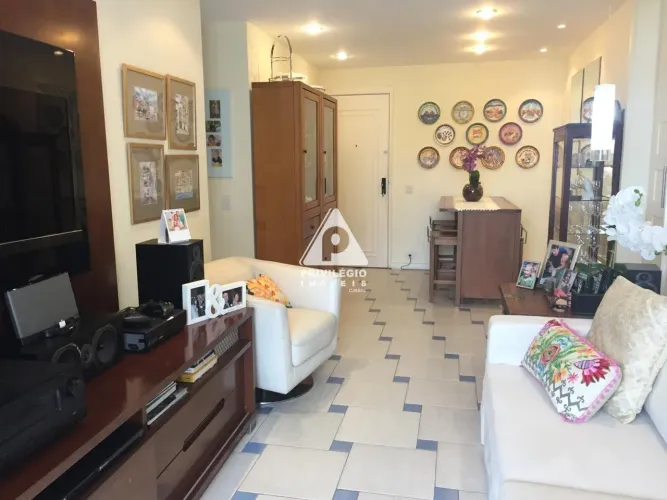 Flat à Venda no Leblon 2 Quartos (1 Suíte), 1 Vaga, Infraestrutura Completa