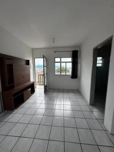 Quitinete com 1 Quarto e Garagem