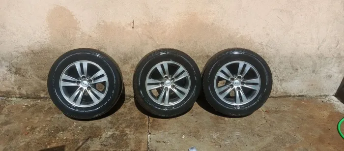 Rodas Da KIA aro 16 Com Pneu e Grade Esportage 2011 