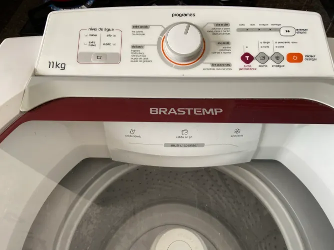 Vendo máquina Brastemp no Luxemburgo 