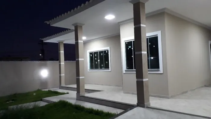 Amparo imóveis-Belíssimo imóvel 3 quartos sendo 1 suíte, condomínio Lagoa azul-Araruama.