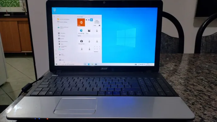 Notebook Acer Aspire 1.8 ghz Celeron com 12gb com ssd 128 novo- tela 15.6 obs abaixo *