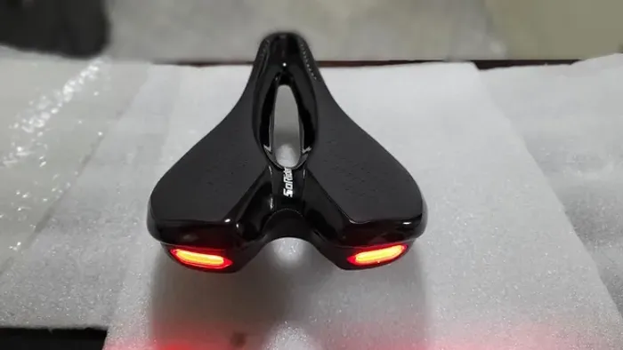 Selim SoRider com led inbutido (recarregável) NOVO 