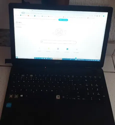 Notebook ACER ótimo preço. 