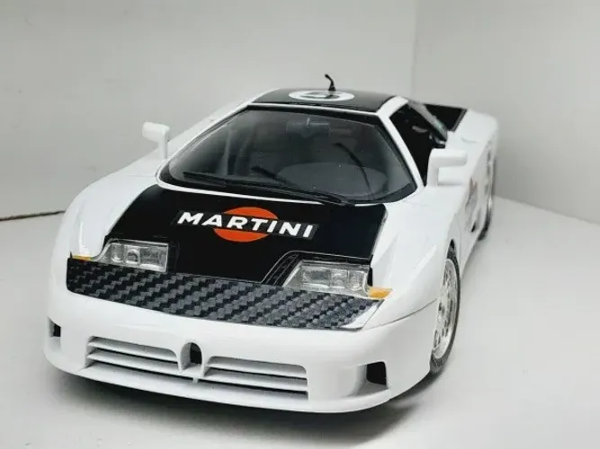 Mini Bugatti 11gb 1991 #5 Martni Bburago 1/18 (customizada)