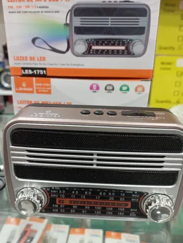 Mini Rádio Am Fm Recarregável