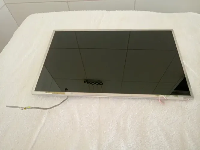 Tela Notebook 14" LP140WX1 (TL) (01) Usada Ótima - Em 3 X Sem Juros pela OLX Pay