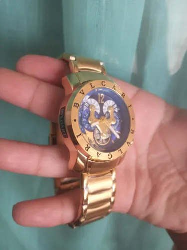 Relógio Bvlgari Dourado