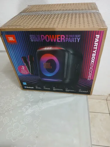 Jbl Encore 2 com 2 microfone