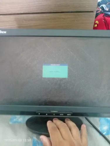 Monitor proview tela de 18 polegadas usado ótimo estado pra trabalho
