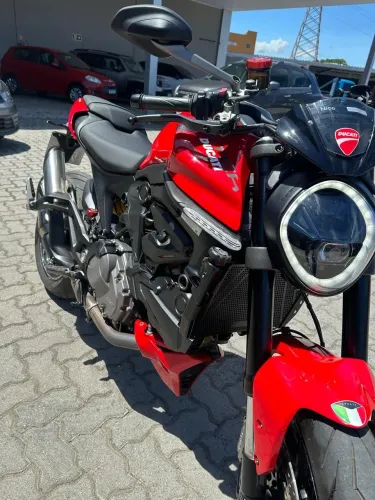 Ducati Monster 937cc