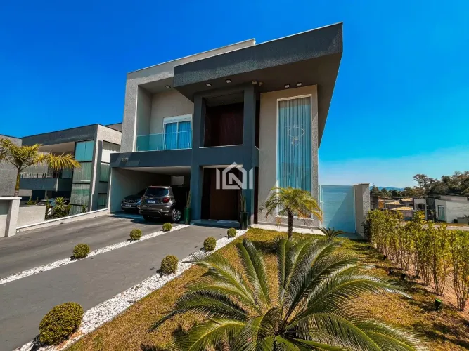 Casa à venda no condomínio Reserva Santa Paula.