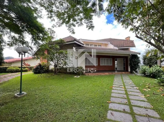 Casa à venda no Condomínio Estância Marambaia em Vinhedo - SP