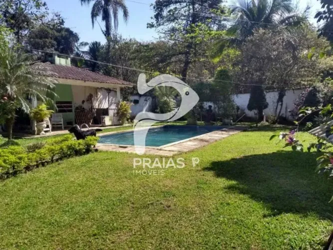 Casa com piscina, 3 dormitórios, Enseada, Guarujá