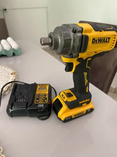 Chave de impacto DeWalt 20v