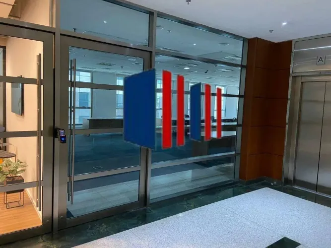 Conjunto 292m2 privativos - open space parcialmente mobiliado - 08 vagas.