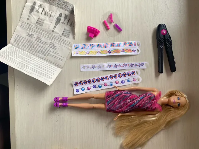 Boneca Barbie com Acessórios para Cabelo