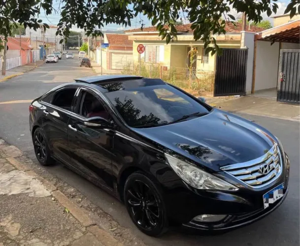 Hyundai Sonata 2.4 16V 182cv 4P Aut. 2013