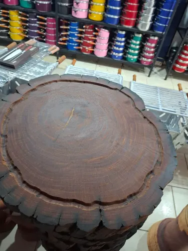 Tábua rústica para churrasco 