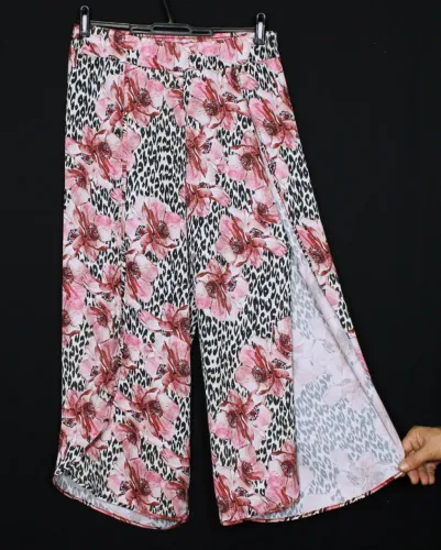 Calça feminina pantacourt pantalona ampla floral - Veste 36/38 - Ref. 4091
