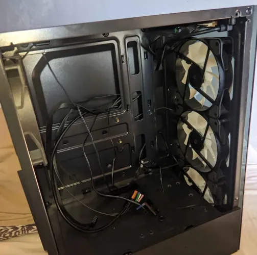 Gabinete Preto com 4 fans RGB