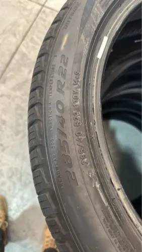 Pneus Pirelli 285/40 R22