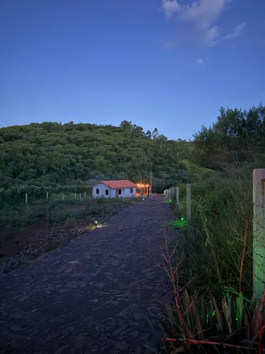 Sua chácara no Rio do Salto: 750 m², água, luz e rio