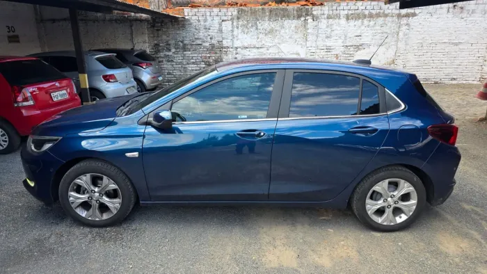 Chevrolet Onix 2021 Hatch Premier 1.0 12V TB Flex Aut. 4P 2020