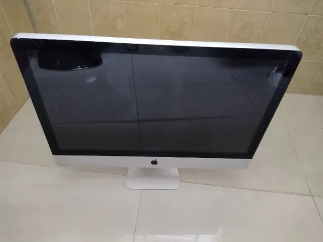 IMAC APPLE 27polegadas-A1312-SÉRIE C02FG6AGDHJQ-com defeito