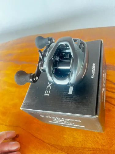 Carretilha Shimano Exsence ss DC HG