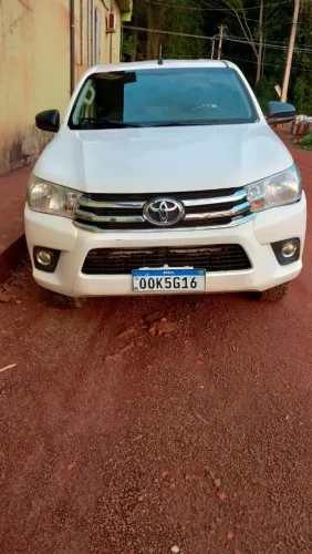 Toyota Hilux CS 4X4 2.8 TDI Diesel Mec. 2017