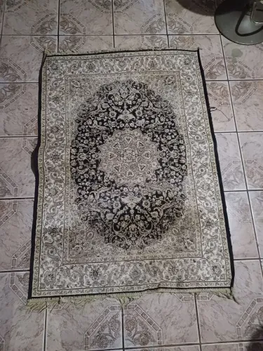 Tapete Persa Clássico - Decoração Sofisticada