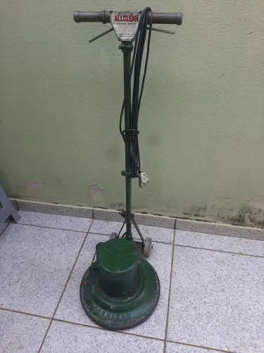 Enceradeira industrial