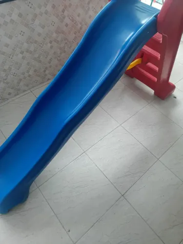 Escorregador infantil