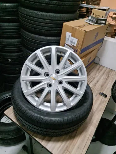 RODAS  ARO 15 4X100 NOVAS  PRATA LUNAR