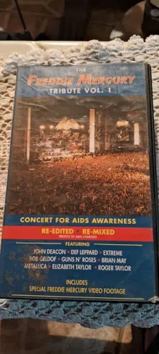 VHS FREDDIE MERCURY