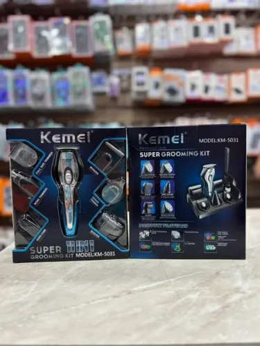 Barbeador e Aparador Profissional Kemei KM-5031 - 11 em 1