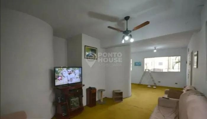 Sobrado à venda na Vila Mariana com 4 dormitórios, 3 suítes e 4 vagas