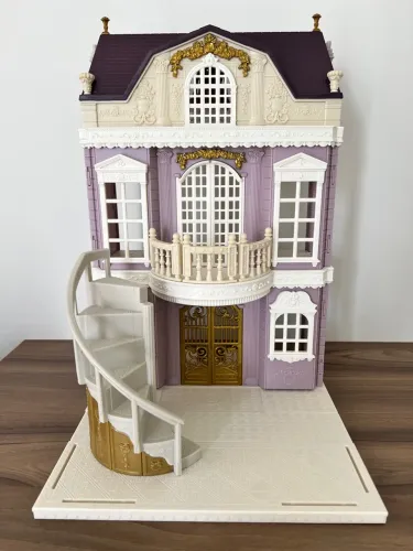 SYLVANIAN FAMILIES ELEGANT TOWN MANOR GIFT SET