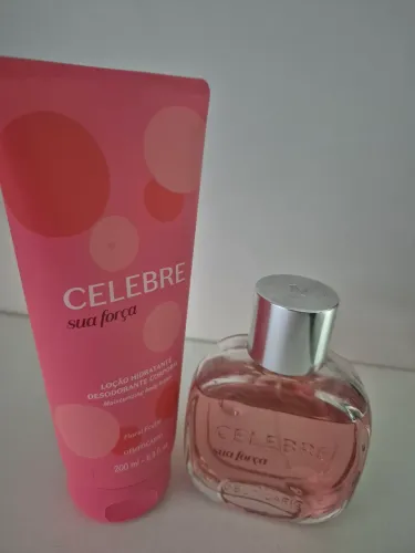 Celebre O Boticário: Loção Hidratante e Colônia