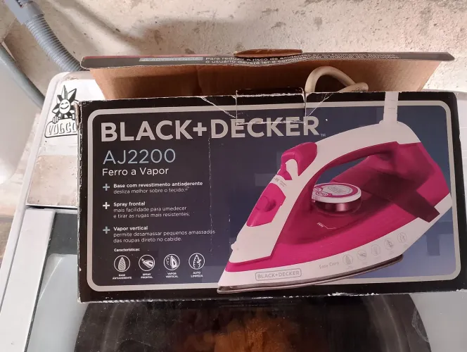 Ferro a Vapor Black+Decker AJ2200