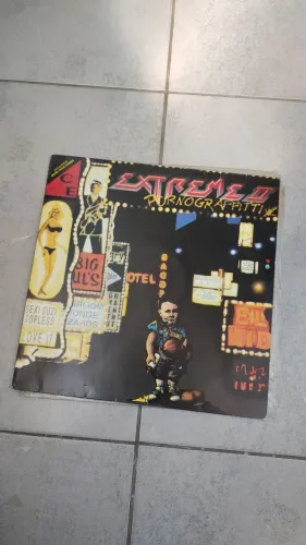 Vinil Extreme Pornograffitti