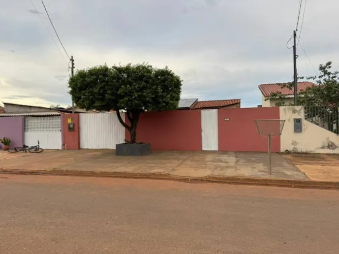 Casa 148 m² - Centro - Santo Antônio do Leste - MT