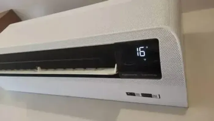 DESAPEGO - AR-CONDICIONADO SAMSUNG WIND FREE 9.000 BTUs